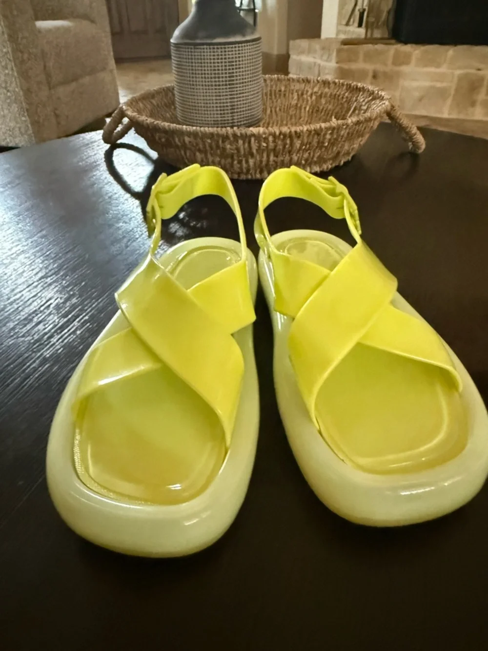 Tory Burch Neon Yellow Jelly Sandals Size 7 - Picture 4 of 7